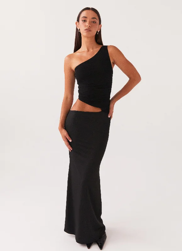 Casual Weekend Relaxed Style Seranella One Shoulder Maxi Dress - Black