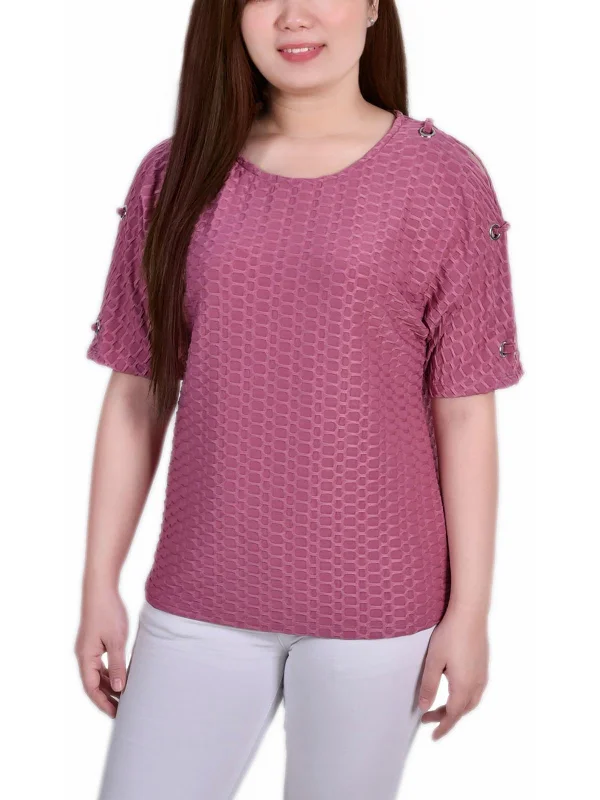 Comfort First Women's Fashion Petites Womens Honeycomb Embellished Blouse