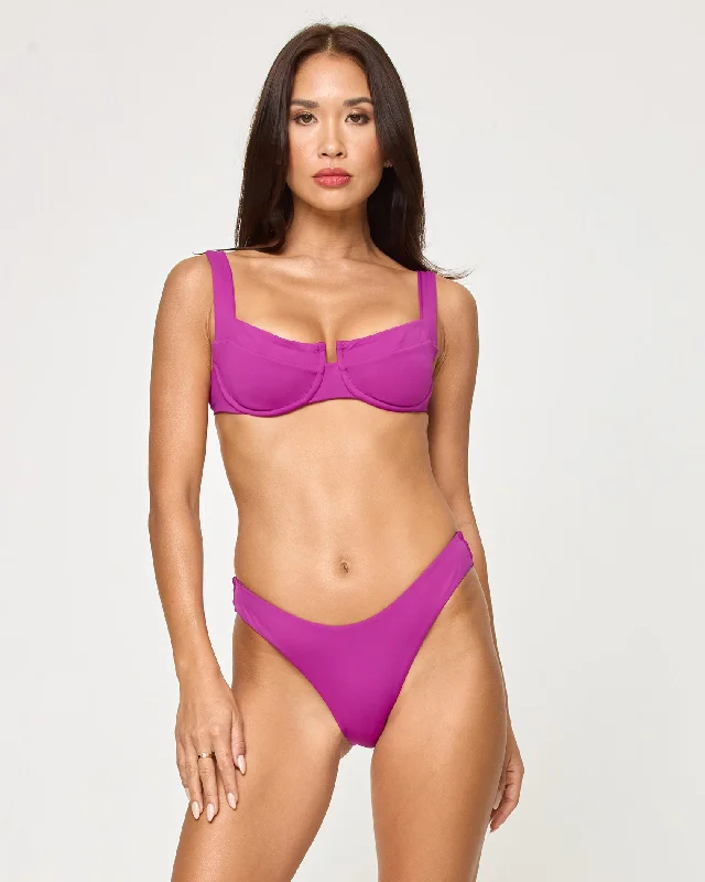 Fashion Forward Coast To Coast Bikini Top - Wild Aster