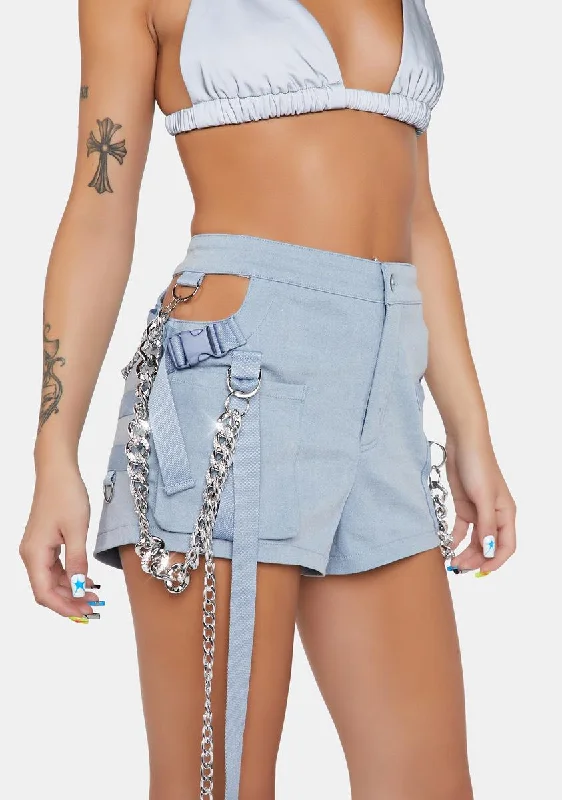 Step Ahead, Lead The Trend Hot To The Touch Chain Shorts