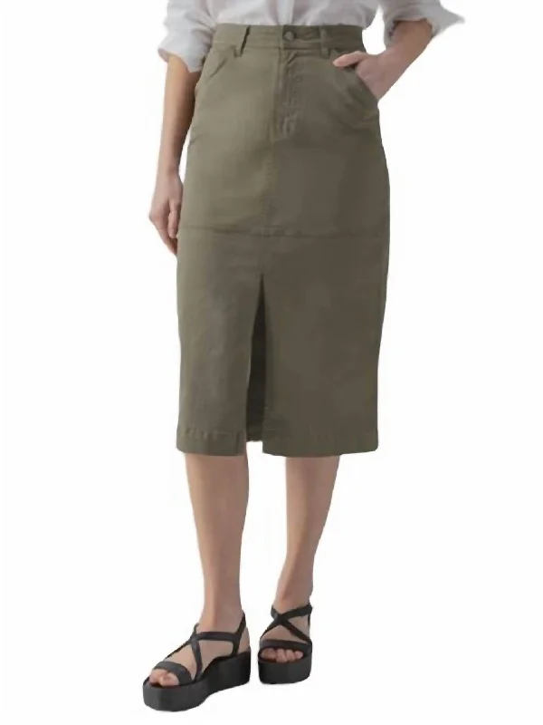 Modern Casual Clothing Triple Threat Skirt In Burnt Olive