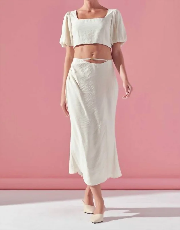 Graceful Fashion Wildly In Love Set Top Skirt In Ivory