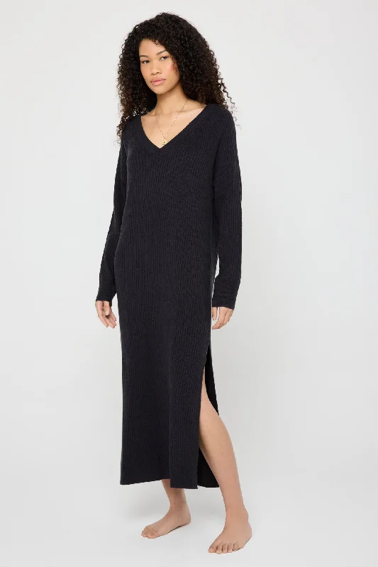 Versatile Style Wardrobe Reva Luxe Maxi Dress