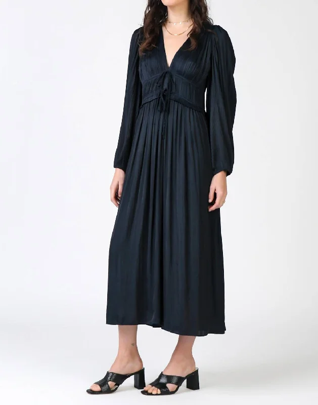 Redefining Women's Fashion Sidonie Pleated Maxi Dress In Dark Navy